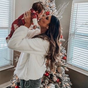 Old Navy quarter zip sherpa